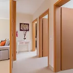 Appartement 19 *