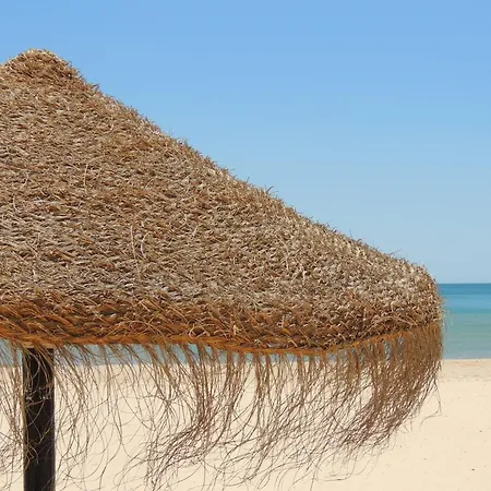 19 * Cabanas De Tavira